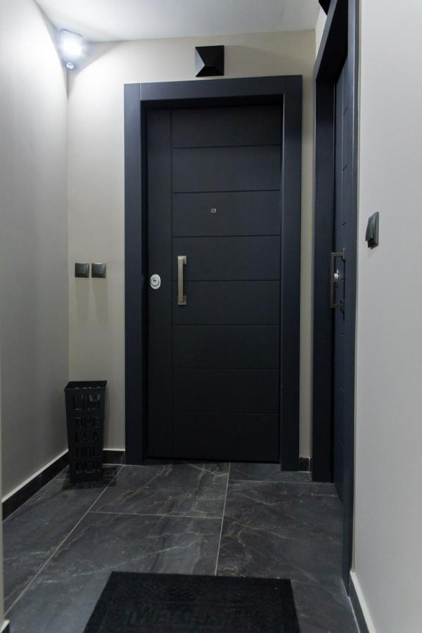 Modern Studio 2 In Veria Center, Near Elia Square Exterior photo